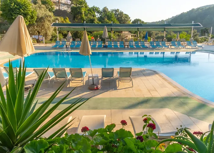 Club Pink Palace Hotel