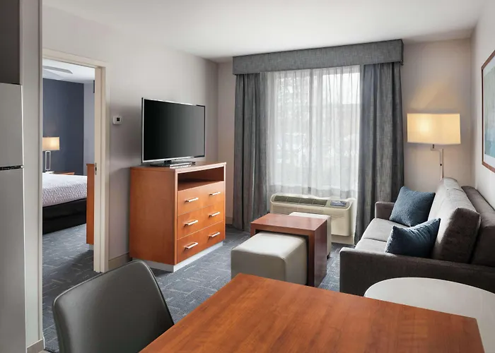 Homewood Suites By Hilton Gateway Hills Nashua