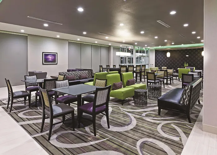 La Quinta By Wyndham College Station South
