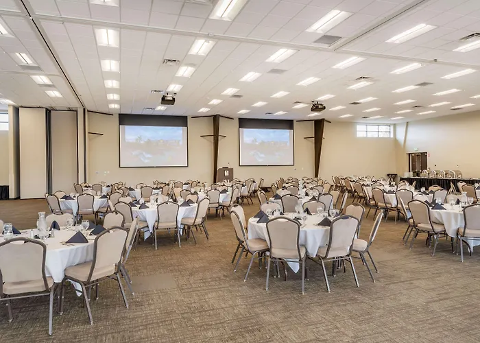 Best Western Premier Boulder Falls Inn