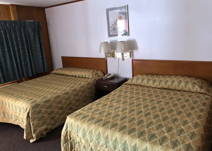 Sun N Snow Hotel