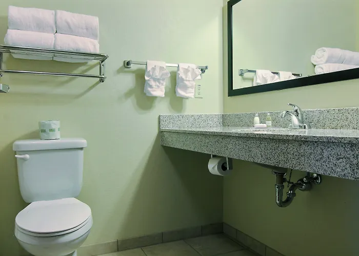 Cobblestone Inn & Suites - Linton
