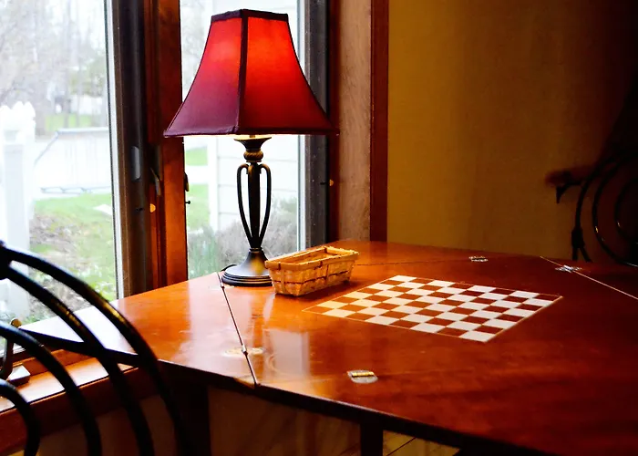Somerset Inn & Suites