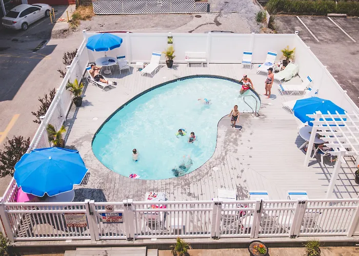Surf Club Oceanfront Hotel