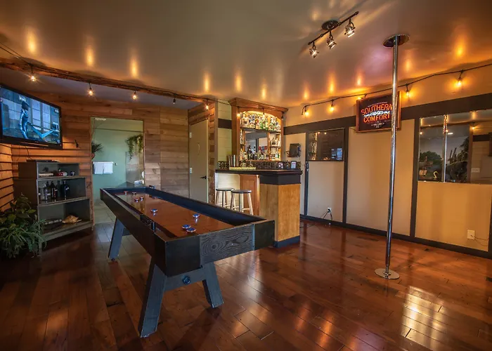 The Anniversary Inn - Logan
