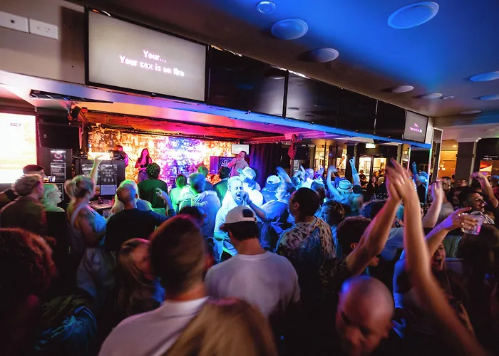 Harp Hotel Wollongong