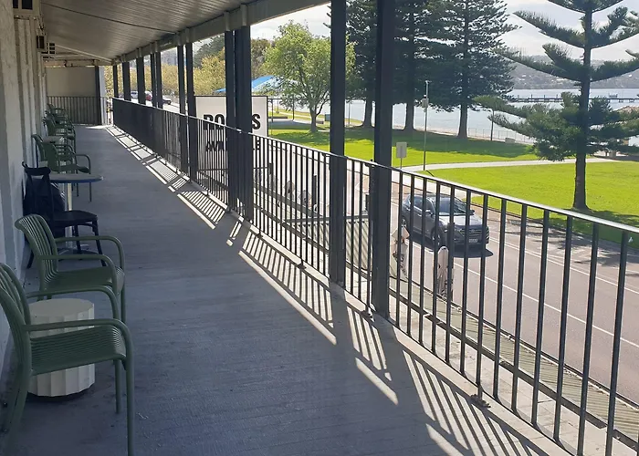 Grand Tasman Hotel