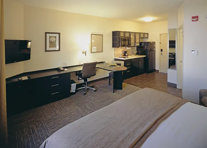 Candlewood Suites Fort Collins By Ihg