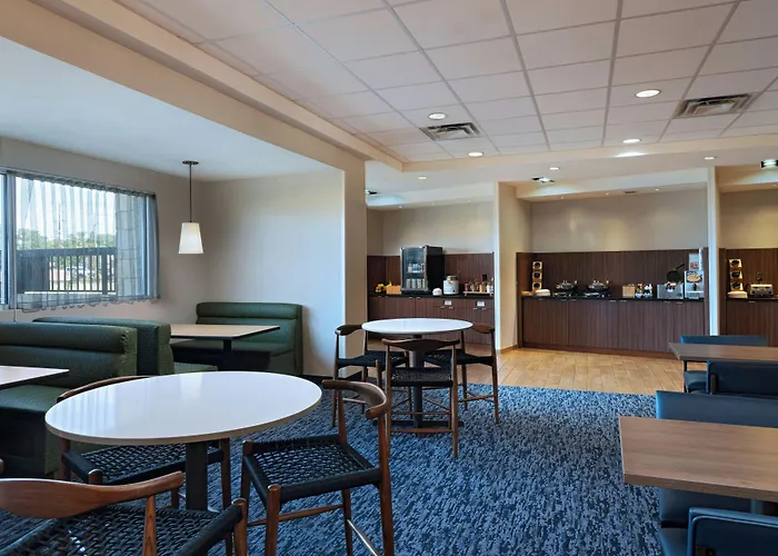 Fairfield Inn & Suites By Marriott Fredericksburg Texas