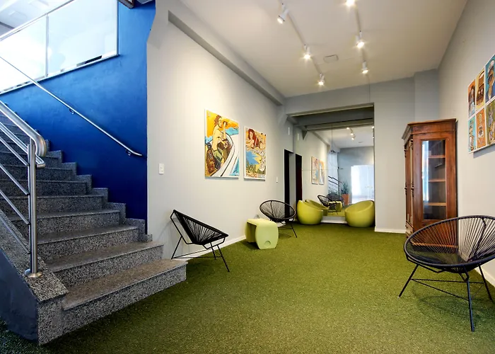 Cris Hotel