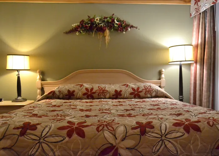 Granite Town Hotel