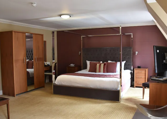 Royal Hotel