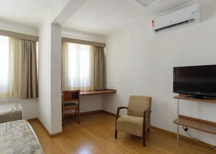 Faro Hotel Sao Jose Dos Campos