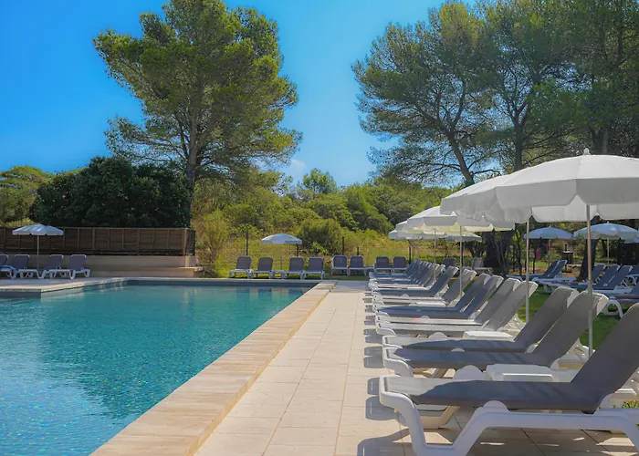 Grand Prix Hotel & Restaurant