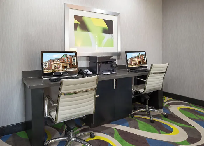 Holiday Inn Express And Suites Norman By Ihg