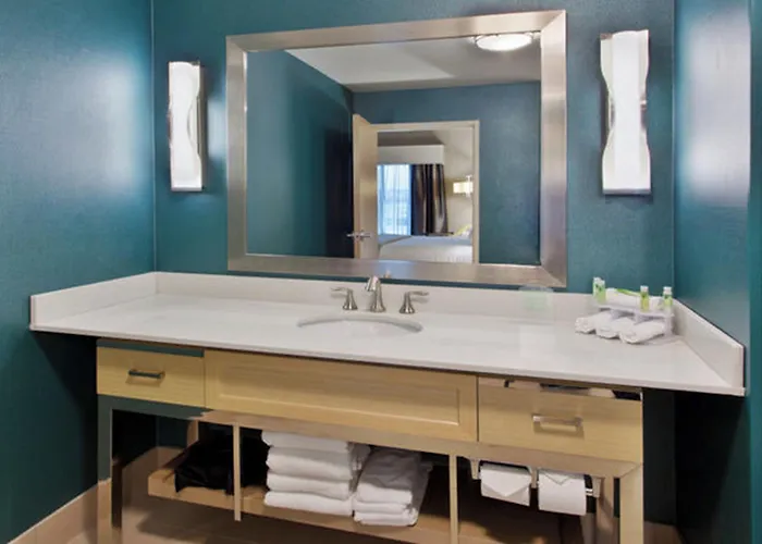 Holiday Inn Express & Suites Warner Robins North West By Ihg
