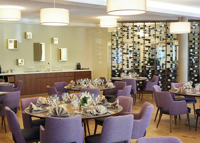 Threeland Hotel