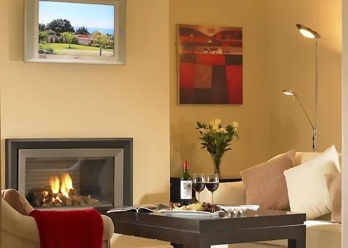 Horse & Jockey Hotel