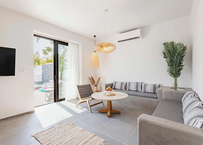 Kouros Exclusive Suites - Adults Only