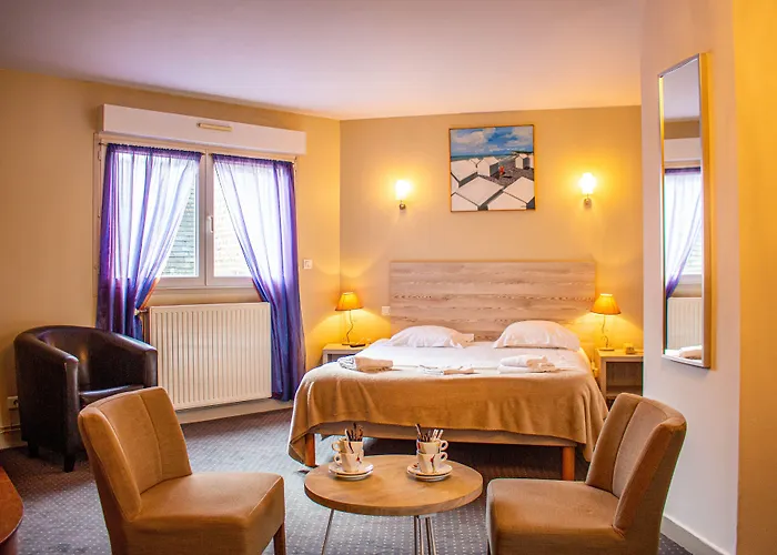 Hotel Du Port Et Des Bains