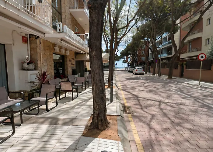 Hotel Medium Claramar