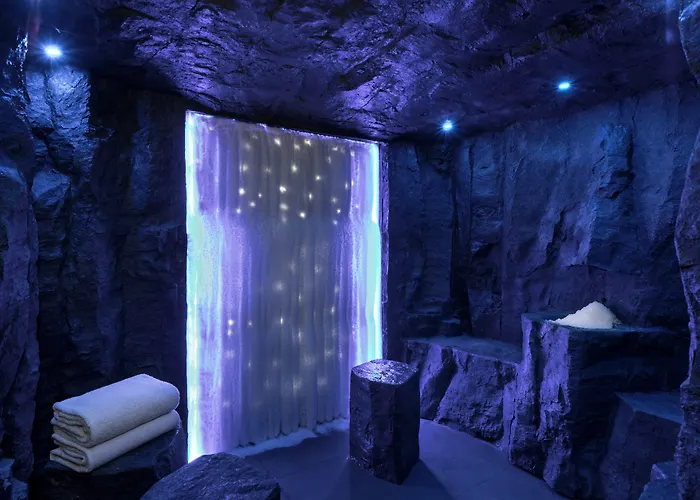 Heliopic Hotel & Spa