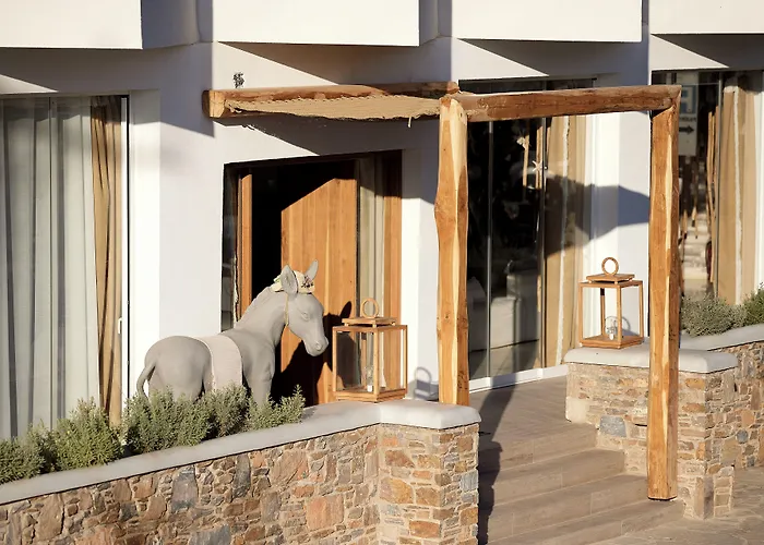 Kythnos Bay Hotel