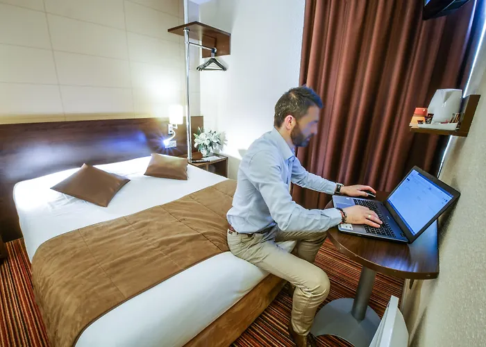 Hotel Inn Design & Restaurant Poitiers