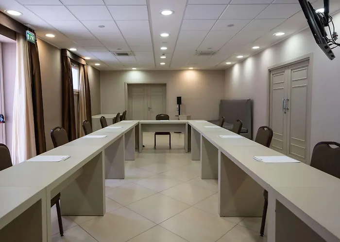 Best Western Plus Hotel Perla Del Porto
