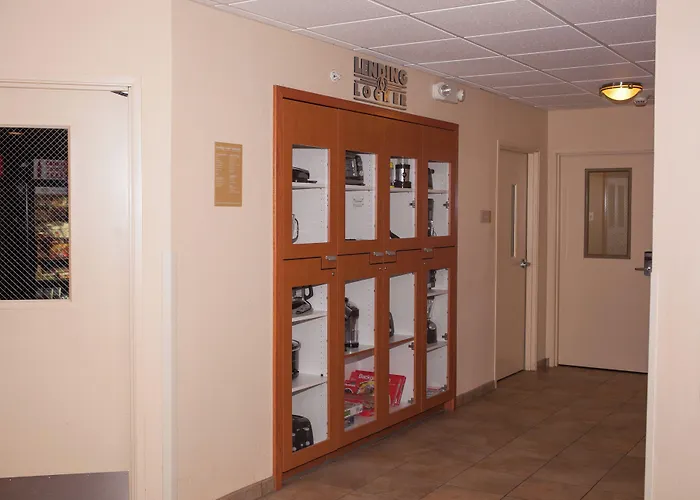 Candlewood Suites - Logan