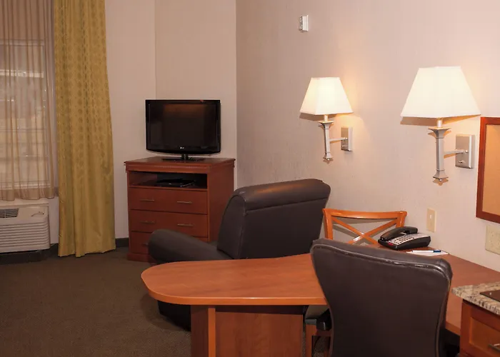 Candlewood Suites - Logan