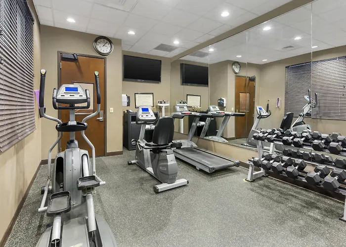 Best Western Plus Williston Hotel & Suites