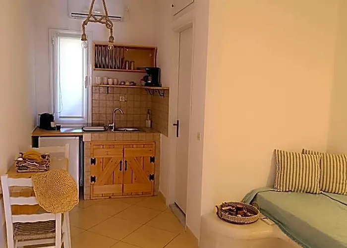 Athina Studio Apartments