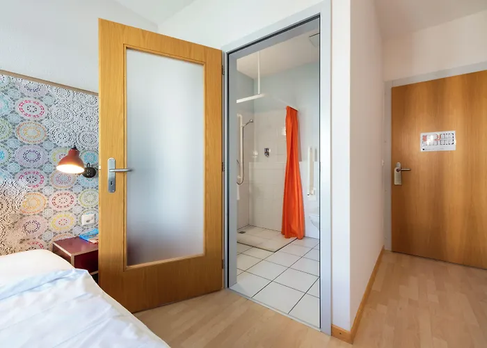 Baeren Self Check-In Hotel