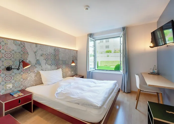 Baeren Self Check-In Hotel