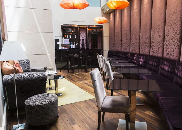 Nexus Valladolid Suites&Hotel