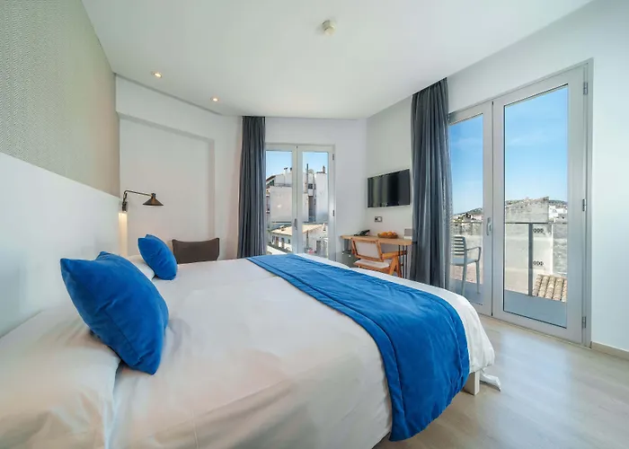 Mar Calma Hotel