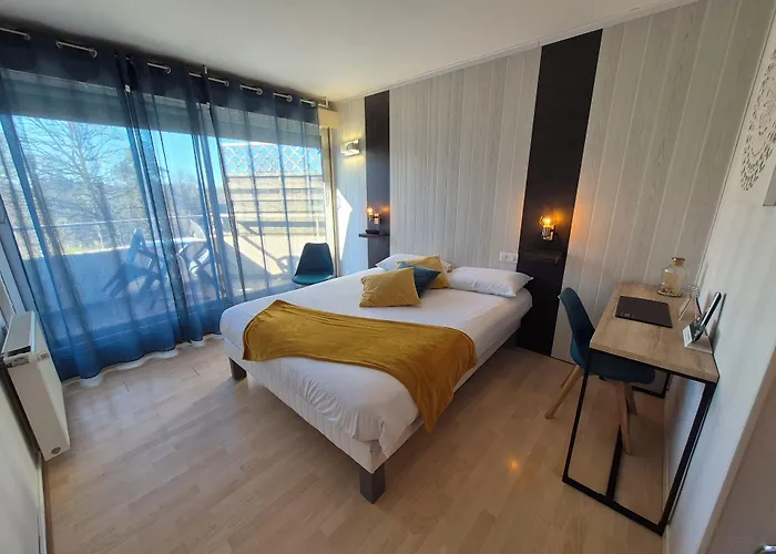 Logis Hotel Les Gravades Ussel