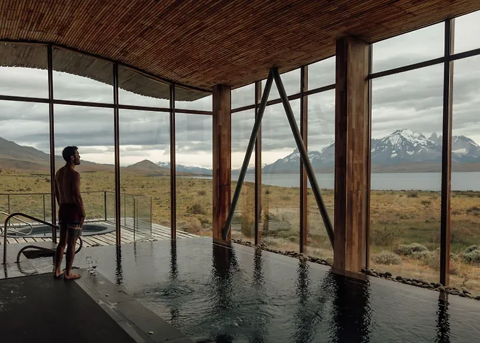 Tierra Patagonia, Beckons