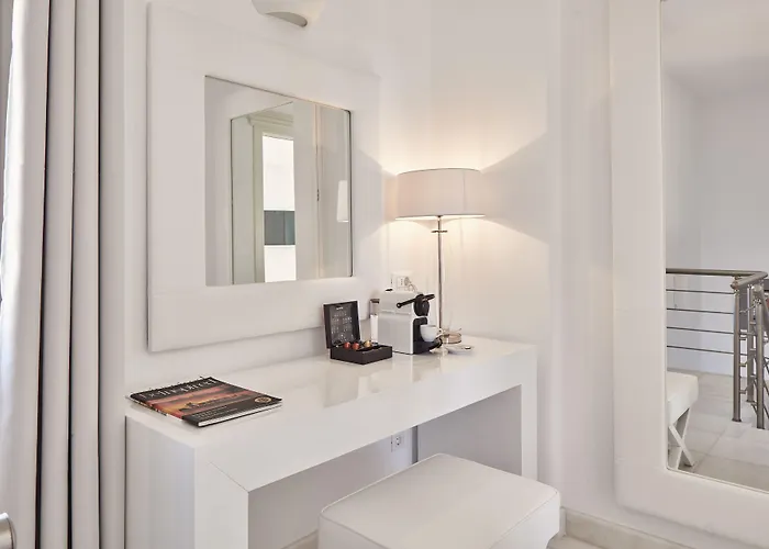 Delight Boutique Hotel - Small Luxury Hotels Of The World (Adults Only)