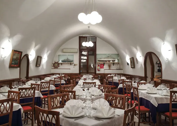 Al Pescatore Hotel & Restaurant