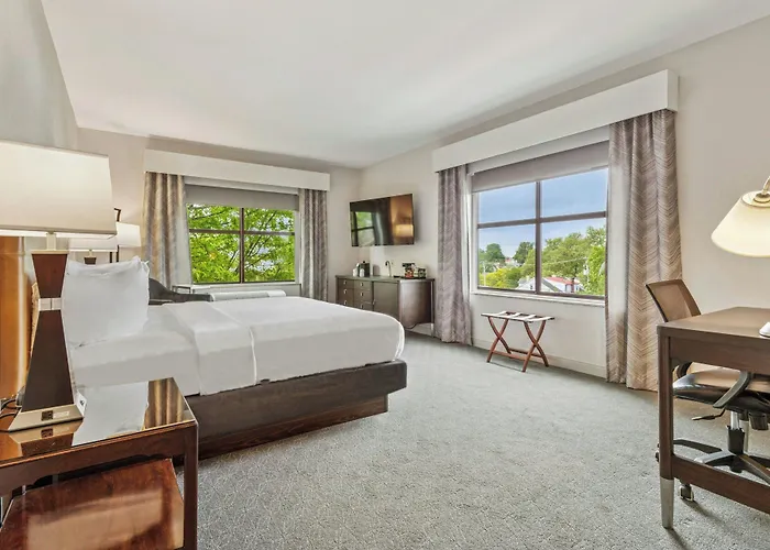 The Hotel Warner