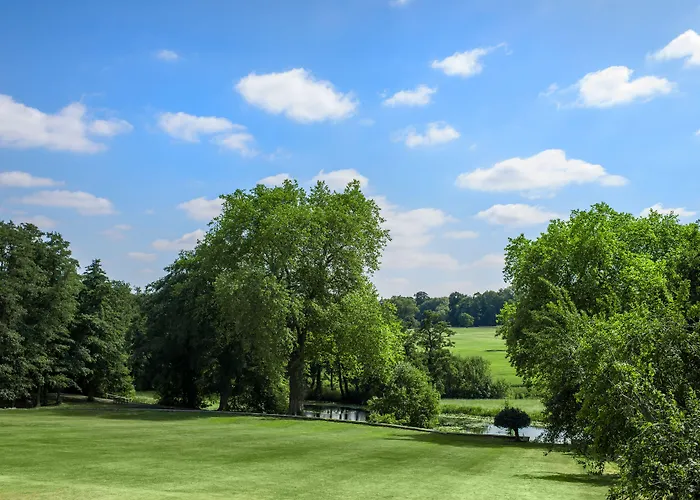 Rushton Hall Hotel And Spa