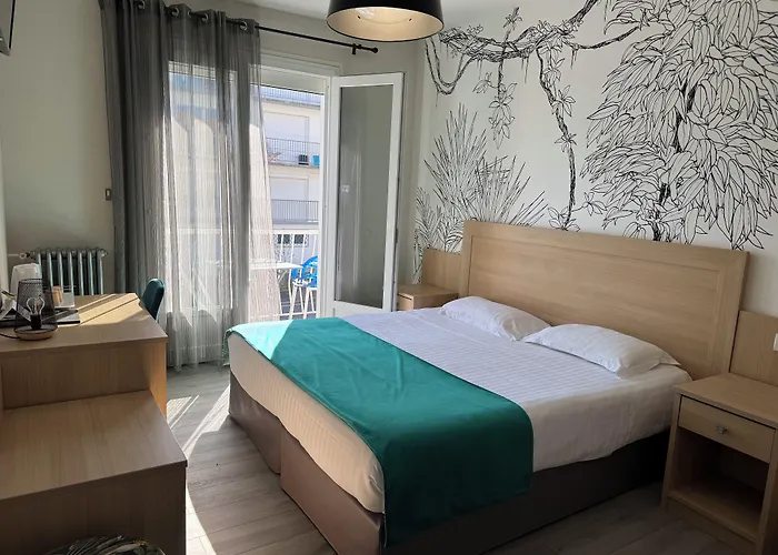Hôtel Calme Des Pins&Spa