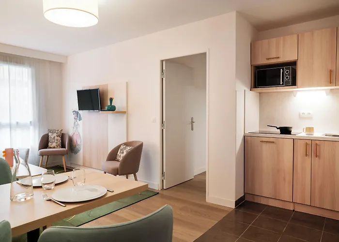 Residhome Paris-Guyancourt