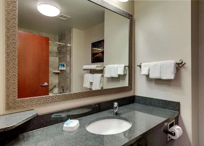 Drury Inn & Suites St. Louis Arnold