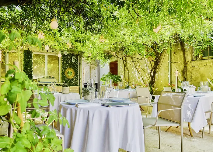 Logis Hôtels Restaurant La Mère Hamard