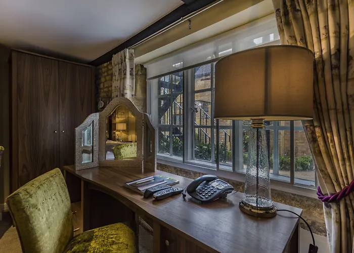 The White Hart Royal, Moreton-In-Marsh, Cotswolds - The Coaching Inn Group