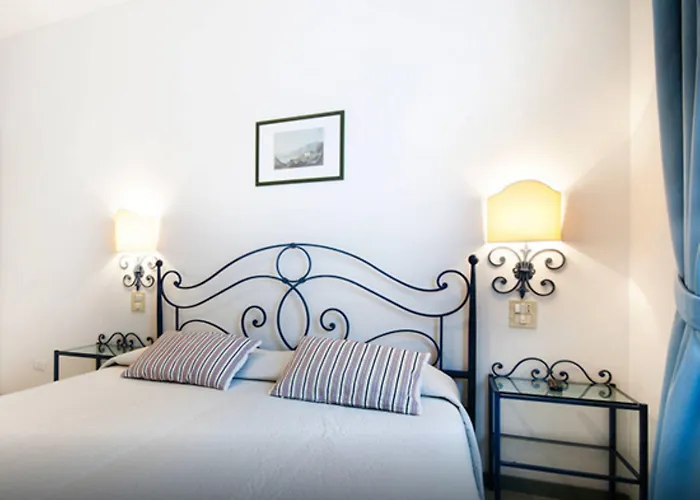 Miralago B&B And Apartments
