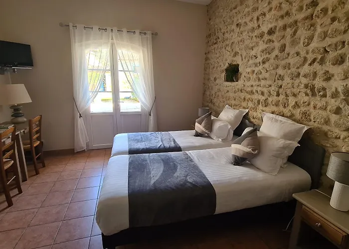 Logis Hôtel La Bastide Saint Bach
